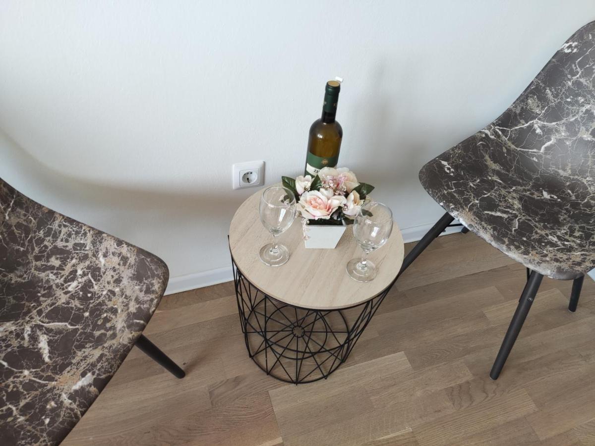 Apartmani Sarah 2 Τούζλα Εξωτερικό φωτογραφία